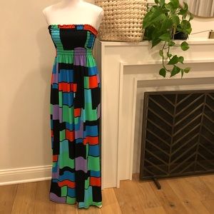 Bold Geometric Print Maxi Dress - Size S